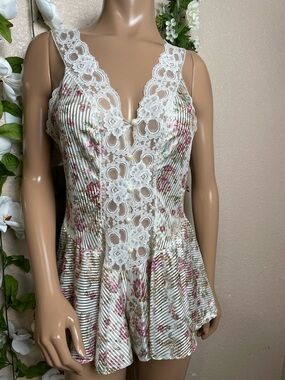 Vintage 80s Floral Lace-Trim Satin Sleep Romper in Ivory and Pink